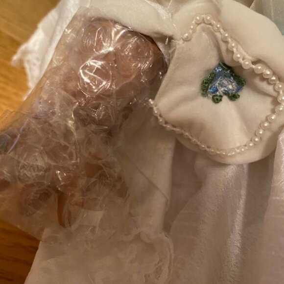 Vintage Moments Treasured African American Porcelain Limited Edition Doll- PEARL - Picture 8 of 16